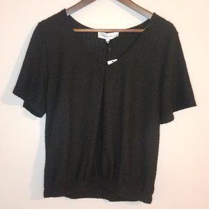 NWT Chelsea & Theodore Black Blouse with Elastic Waist